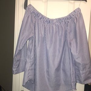 Off the shoulder, striped, flowy summer top!